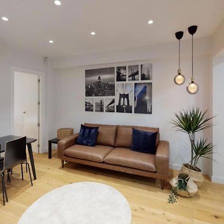 Edsam Brown Madrid Apartment ภายนอก รูปภาพ
