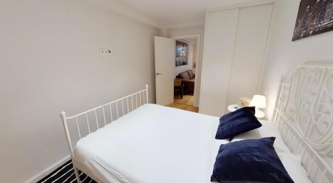 Edsam Brown Madrid Apartment ภายนอก รูปภาพ