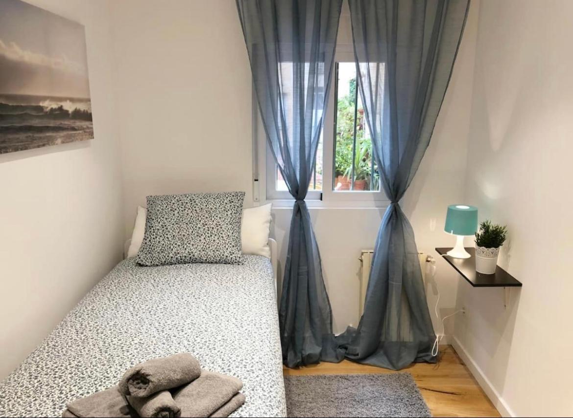 Edsam Brown Madrid Apartment ภายนอก รูปภาพ
