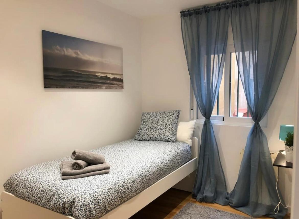 Edsam Brown Madrid Apartment ภายนอก รูปภาพ