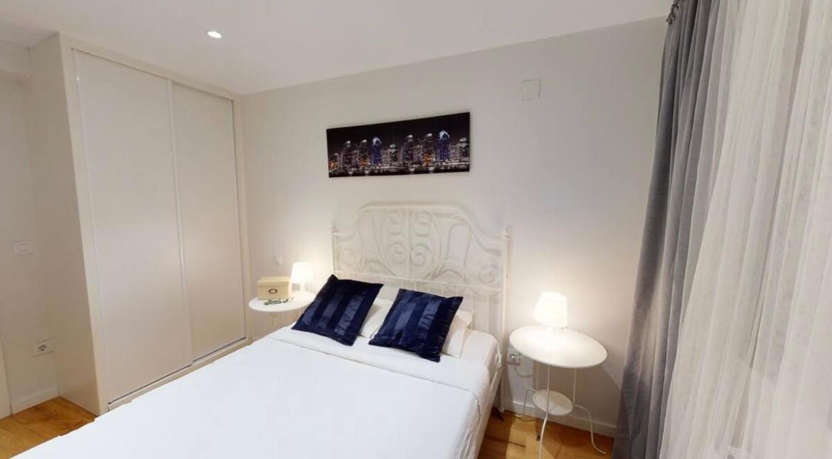 Edsam Brown Madrid Apartment ภายนอก รูปภาพ